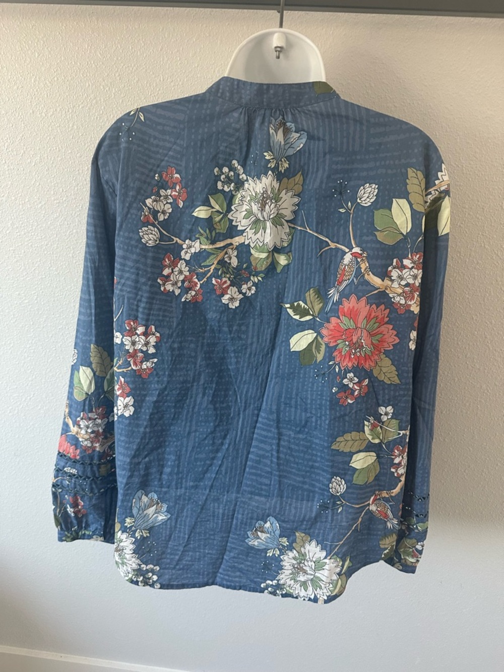 Johnny Was Blue Floral Split-Front Mandarin Blouse - Picture 7 of 11